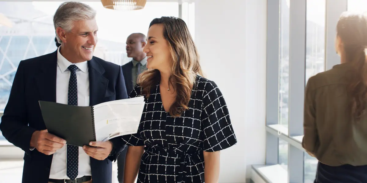 Paralegal vs Associate Attorney: Which Should You Hire for Your Law Firm?